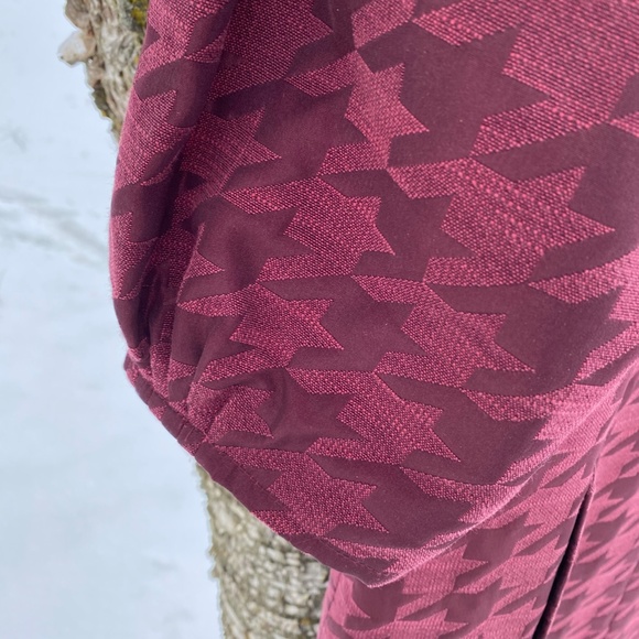 Woman's Vintage Coat - Picture 4 of 4